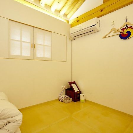 Hanok 24 Guesthouse Gyeongbokgung Seoul Ngoại thất bức ảnh