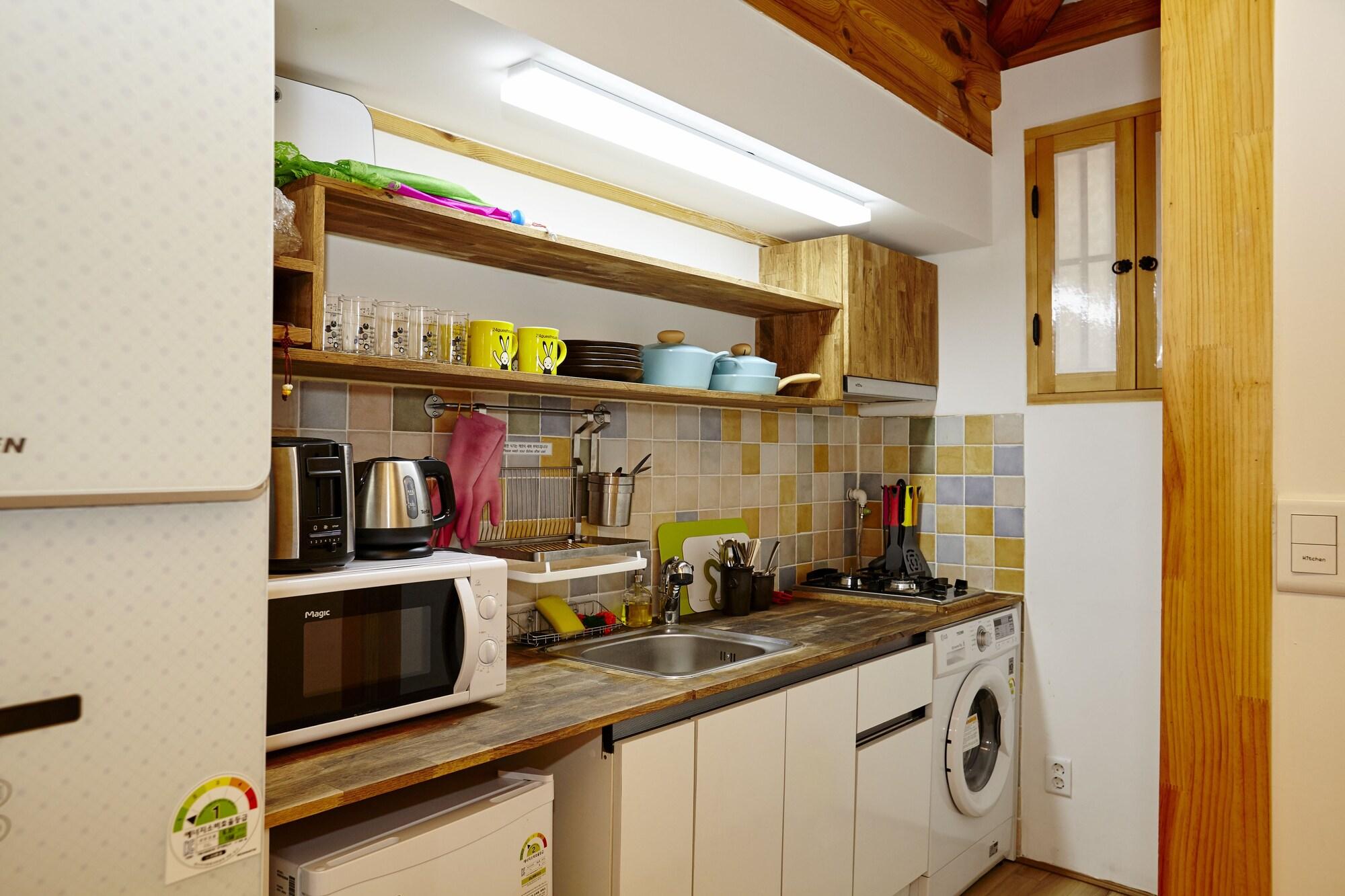 Hanok 24 Guesthouse Gyeongbokgung Seoul Ngoại thất bức ảnh