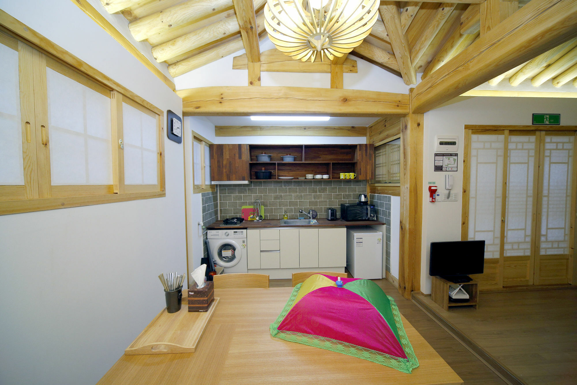 Hanok 24 Guesthouse Gyeongbokgung Seoul Ngoại thất bức ảnh