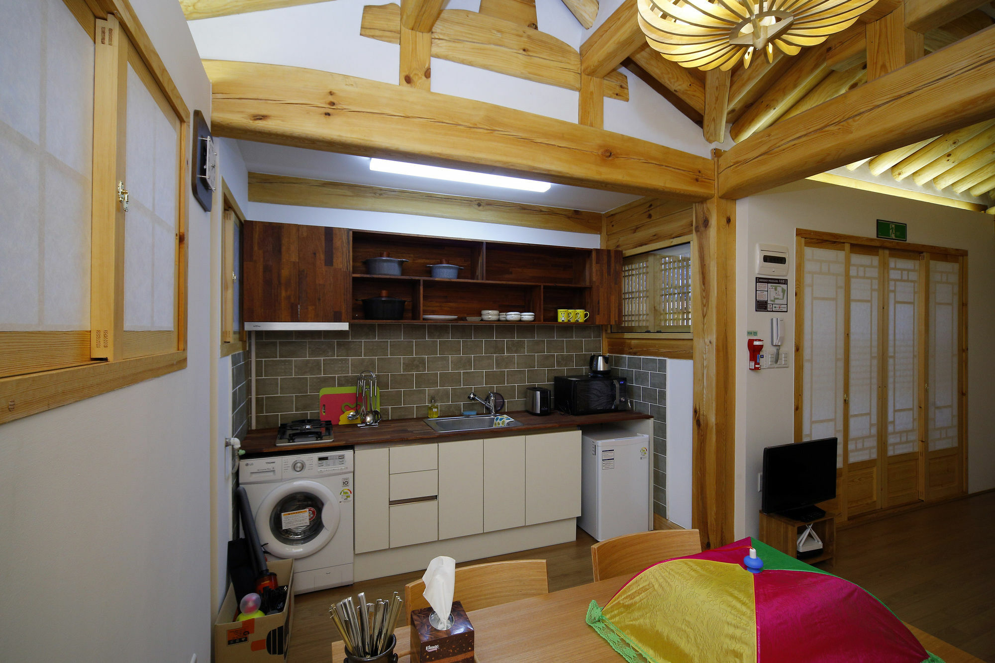 Hanok 24 Guesthouse Gyeongbokgung Seoul Ngoại thất bức ảnh