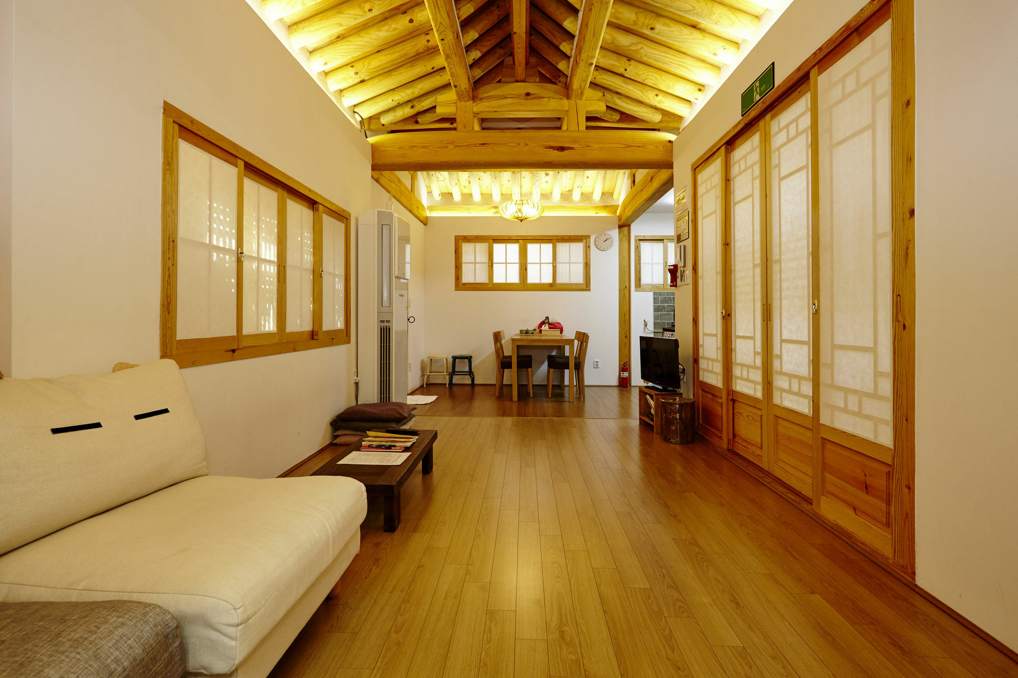 Hanok 24 Guesthouse Gyeongbokgung Seoul Ngoại thất bức ảnh